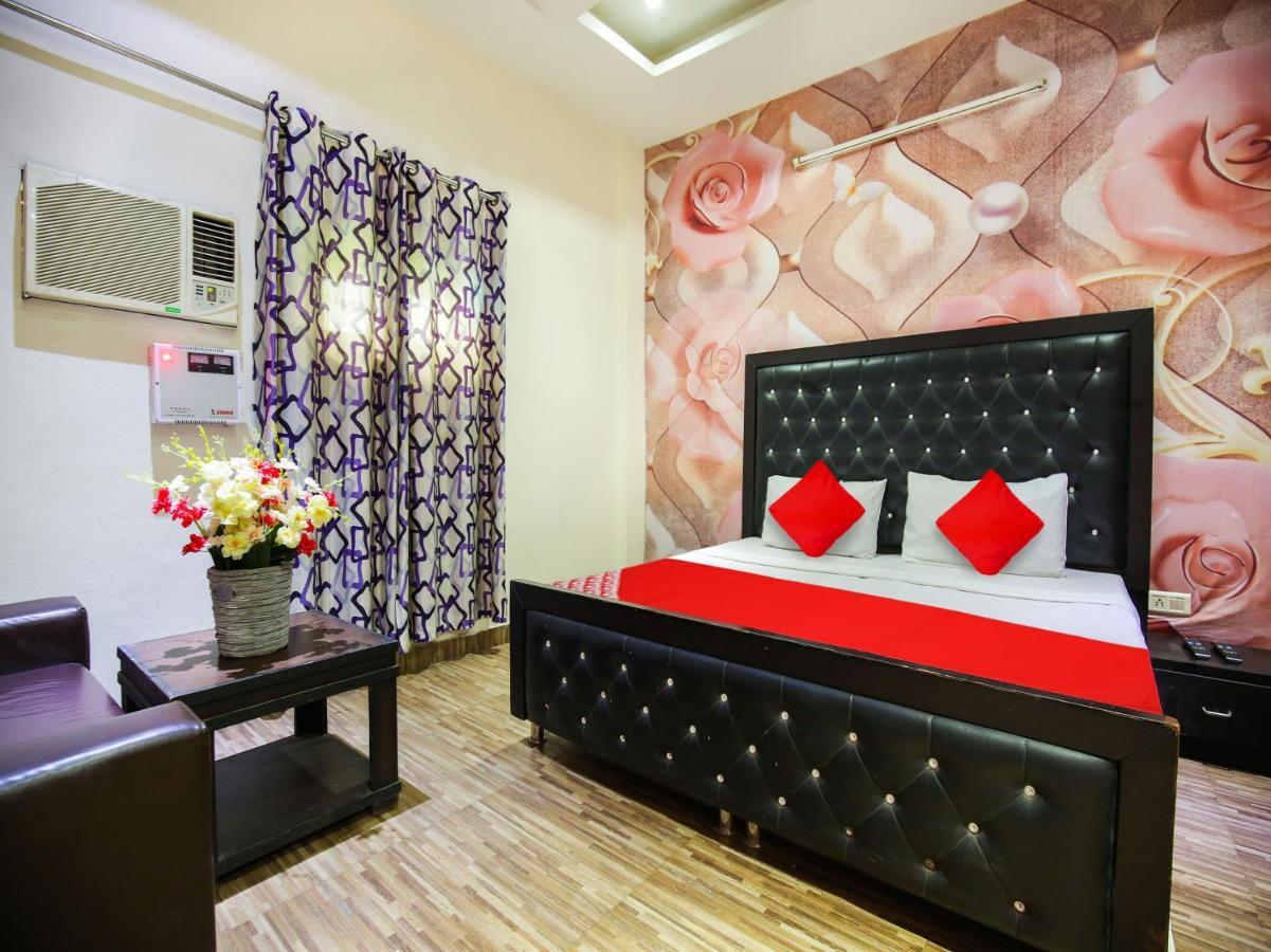 Oyo Flagship Hotel Le Aley Regency Ludhiana Esterno foto